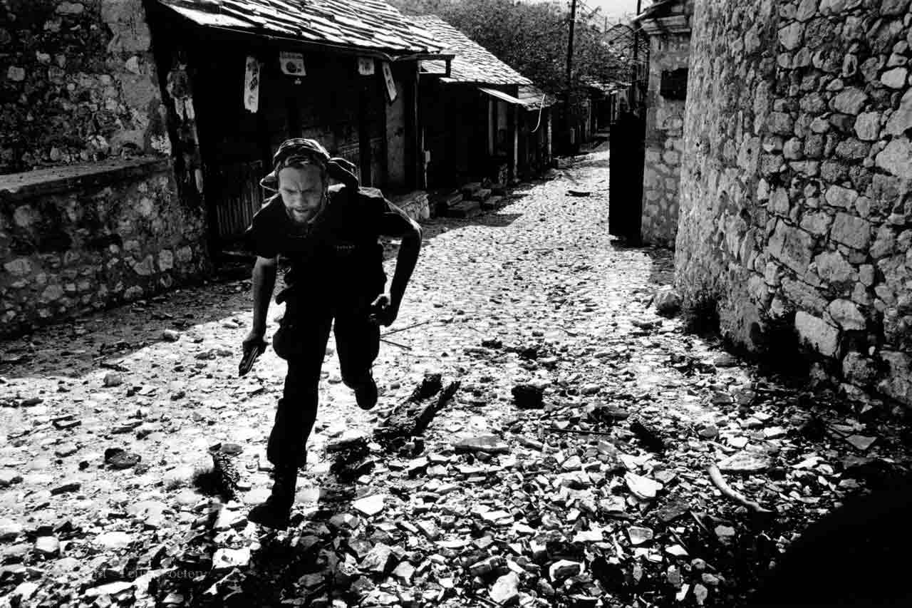 bosnia war conflict photo